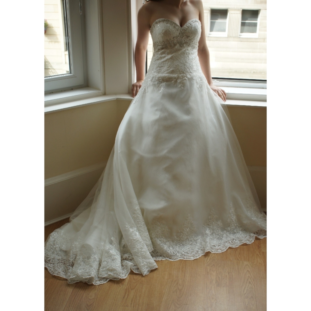 JEWEL DAVID'S BRIDAL DRESS/BRIDAL DRESS